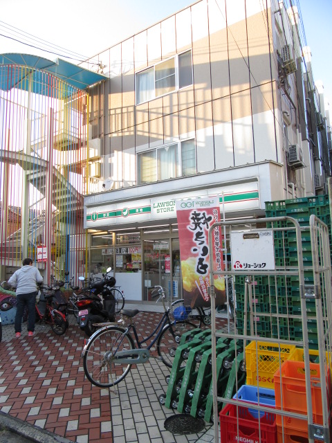 コンビニ　ローソンLS深草西浦町（コンビニ）まで455m