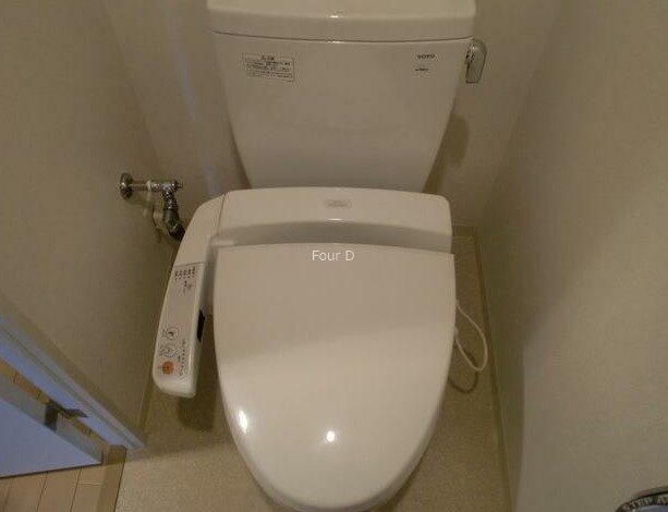 トイレ　別号室参考写真