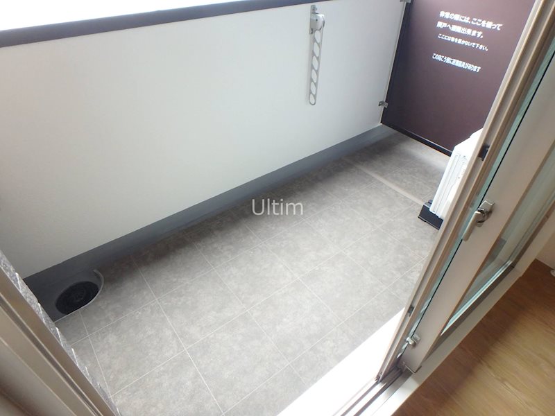 バルコニー　※同物件の違うお部屋の写真です
