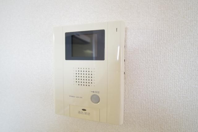 セキュリティ　★ＴＶモニタフォンで玄関を開ける前に誰かを確認できます★
