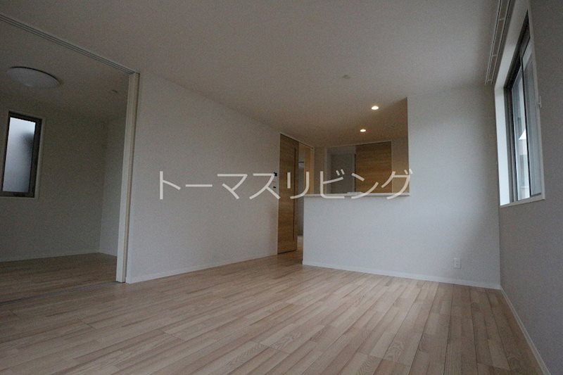 居室・リビング　※別タイプ参考写真（現況優先）