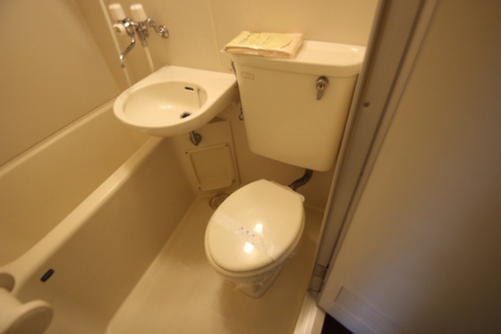 トイレ　※別部屋の写真です
