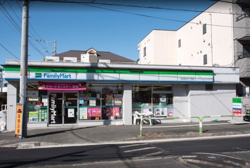 コンビニ　ファミリーマート北区西が丘一丁目店（コンビニ）まで1165m