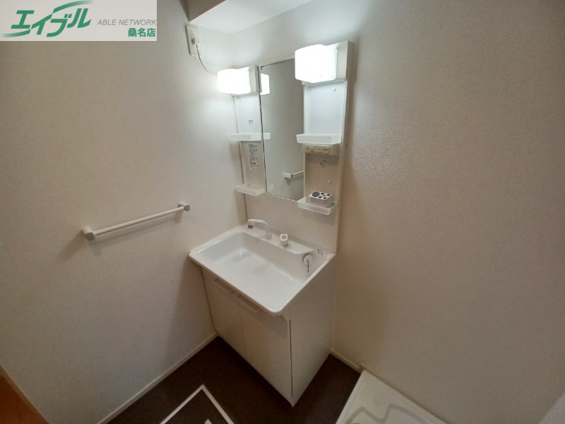 洗面設備　同型別部屋参考写真です