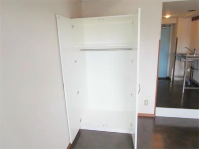 収納　収納たっぷりお荷物の多い方も安心です