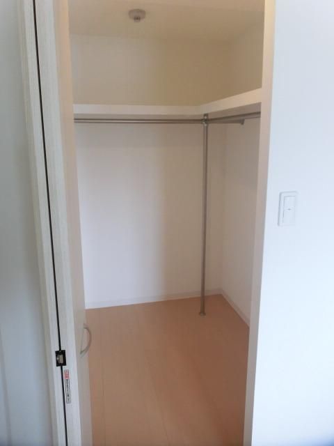 収納　ウォークインクロゼット