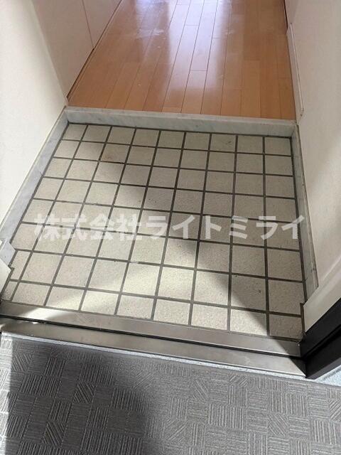 玄関　?
