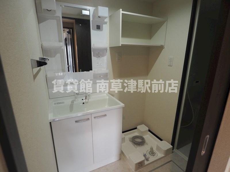 洗面設備　同建物内の別室写真となります。