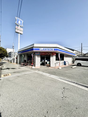 コンビニ　ローソン豊中神州町店（コンビニ）まで562m