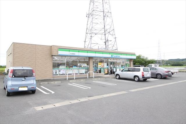 コンビニ　ファミリーマート岡山南庭瀬店（コンビニ）まで283m
