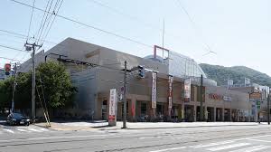 スーパー　東光ストアプロム山鼻店（スーパー）まで542m