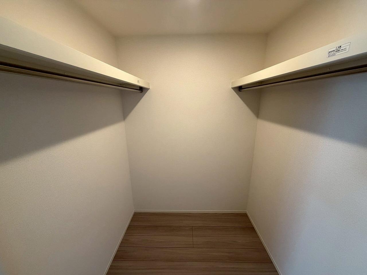 収納　ウォークインクローゼット
