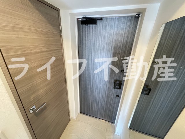 玄関　落ち着いた玄関です