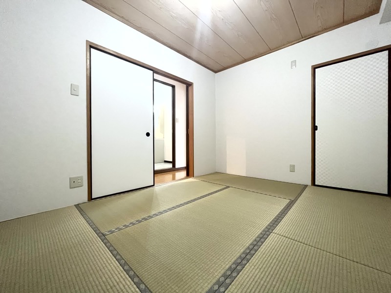 居室・リビング　この写真は同マンションの他のお部屋のものです