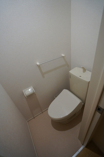 トイレ　同じ建物の別なお部屋