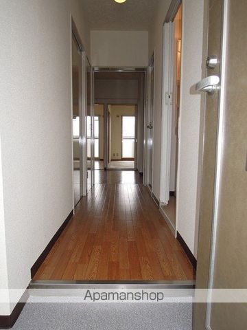 南海本線 春木駅 徒歩20分 4階建 築35年の玄関写真