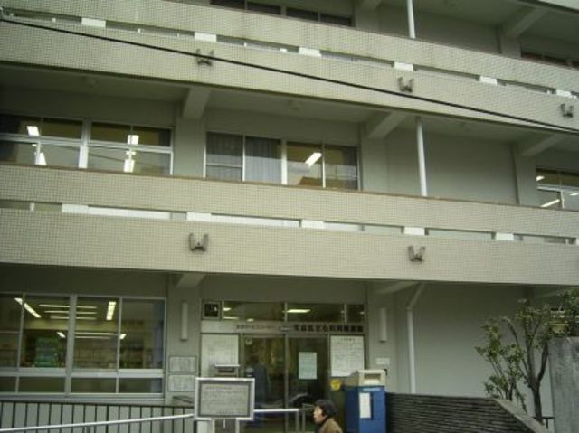図書館　文京区立小石川図書館（図書館）まで424m