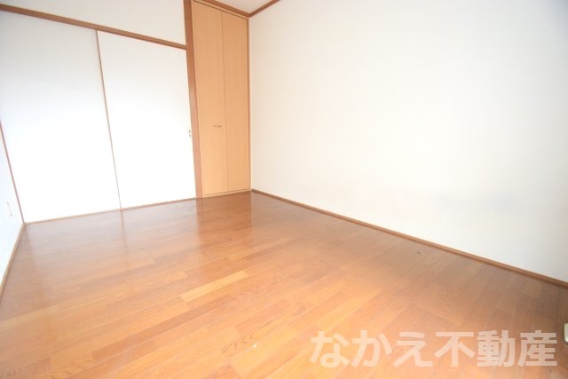 その他部屋・スペース　使い勝手のいい寝室です
