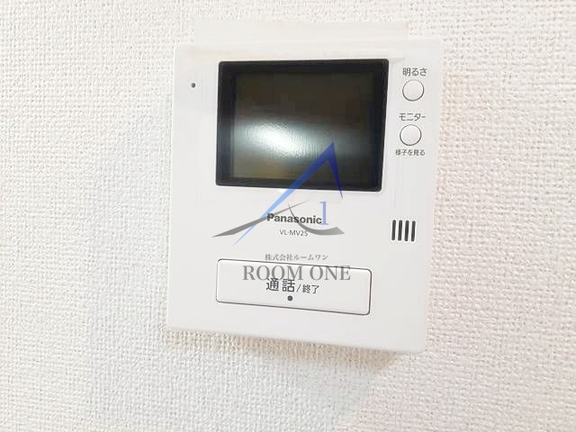 セキュリティ　モニター付きインターホンです。