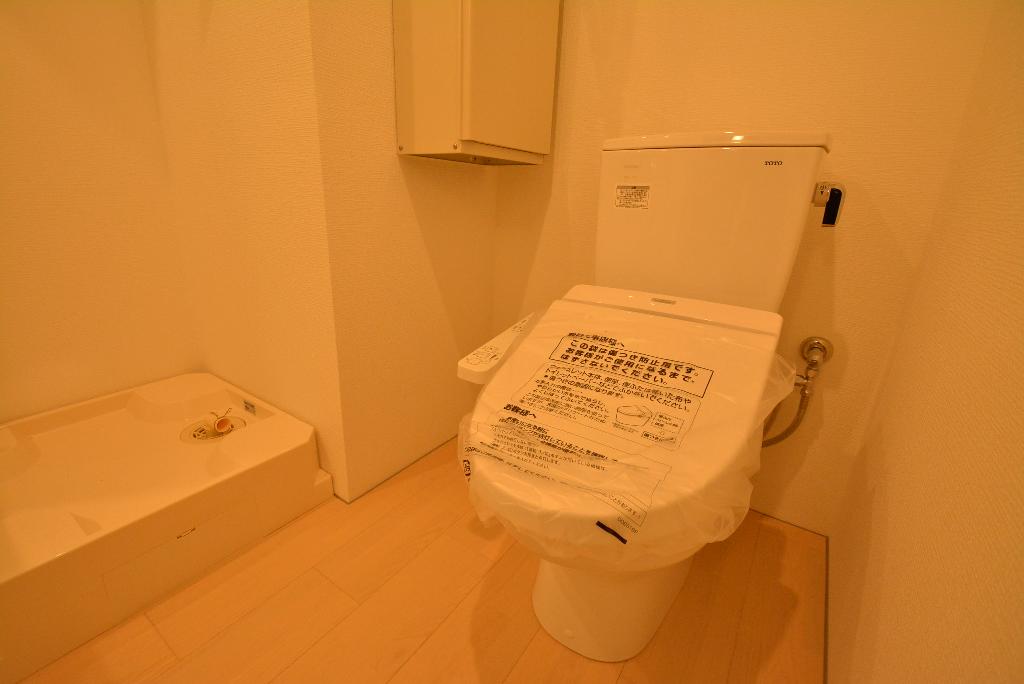 トイレ　シャワー付トイレ