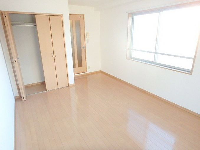 その他部屋・スペース　★角部屋、二面採光、風通しも良好★