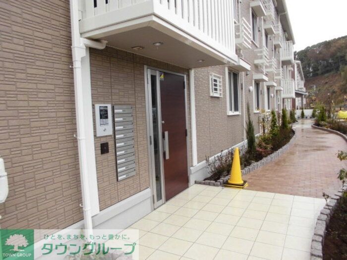 エントランス　お問合せはタウンハウジングまで！※現地待合わせ相談可能