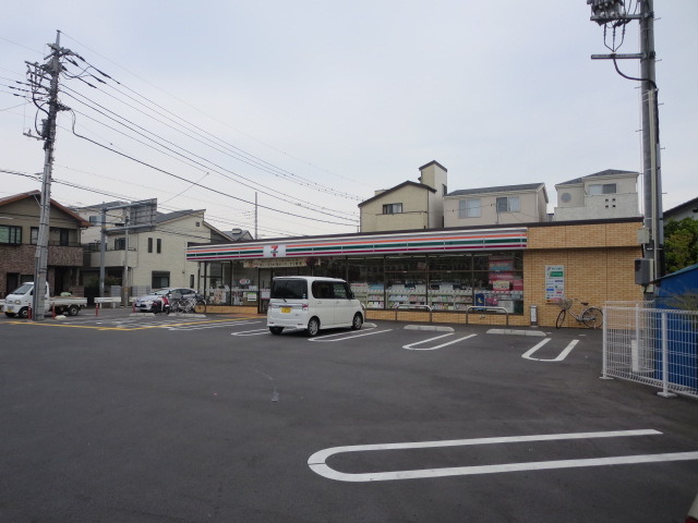 コンビニ　セブンイレブン（コンビニ）まで600m