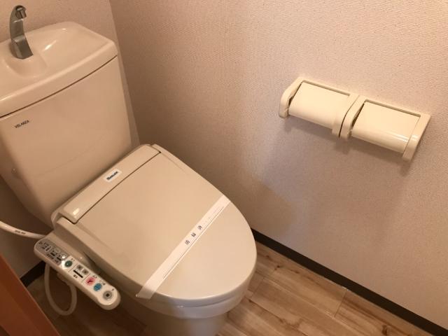 トイレ　シャワー付トイレ