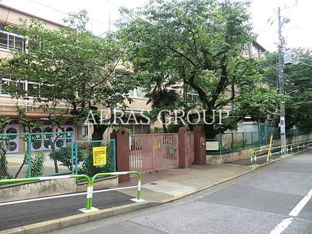 小学校　北区立谷端小学校（小学校）まで156m