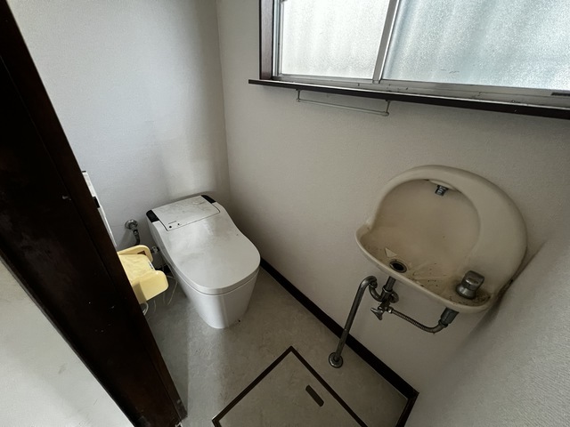 町市常磐町貸家のトイレ写真