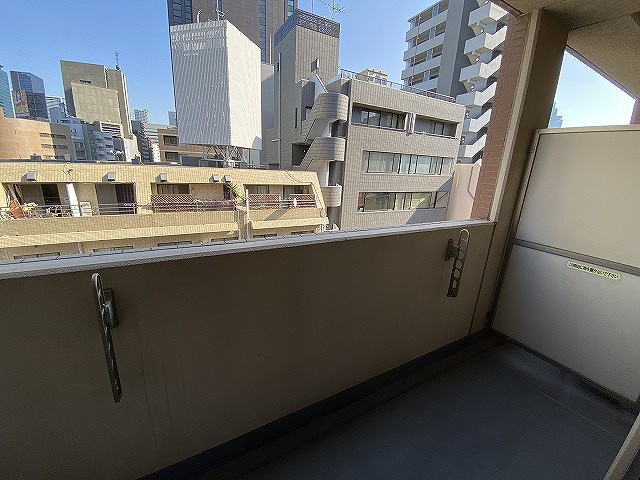 バルコニー　※別部屋の参考写真です。