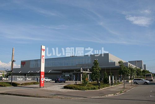 郵便局　新金沢郵便局（郵便局）まで668m