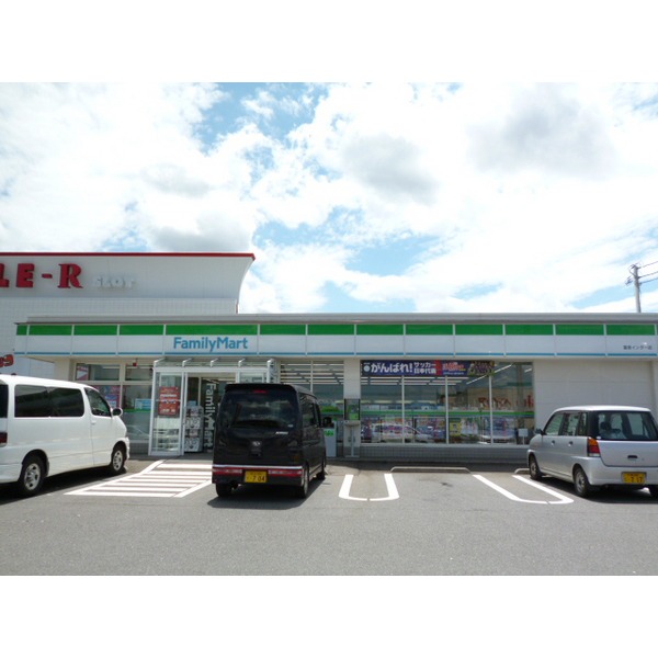 コンビニ　ローソン成田５１号通店（コンビニ）まで1153m