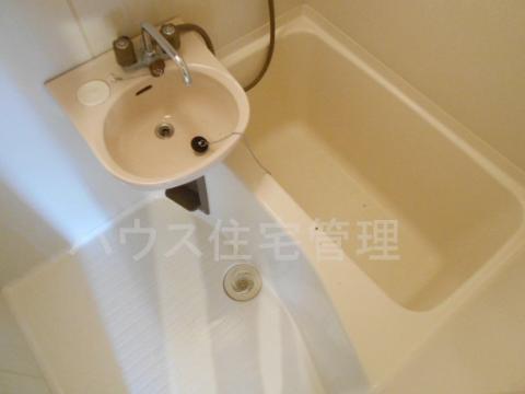 バス・シャワールーム　バス