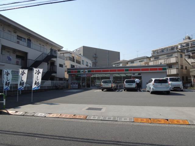コンビニ　サンクス北区浮間三丁目店（コンビニ）まで58m