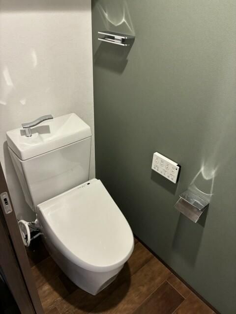 トイレ　コンパクトで使いやすいトイレです