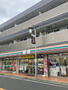 コンビニ　セブンイレブン練馬春日町1丁目店（コンビニ）まで384m