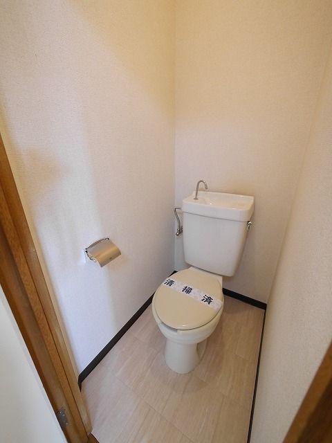 トイレ　★お部屋探しは株式会社タウンハウジング東京まで★