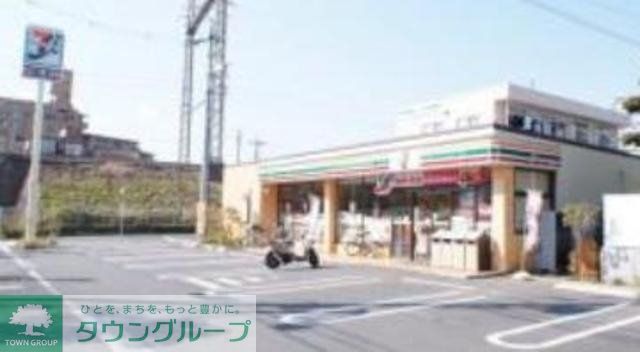 コンビニ　セブンイレブン江戸川西小岩3丁目店（コンビニ）まで765m