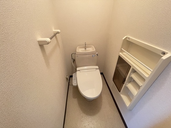 トイレ　※別部屋の写真です