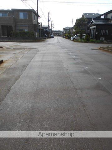その他　前面道路（その他）まで0m