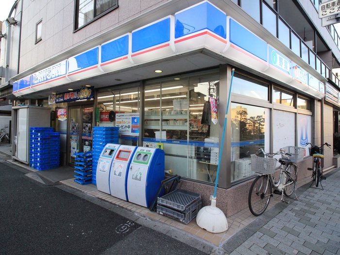 コンビニ　ローソン（コンビニ）まで109m