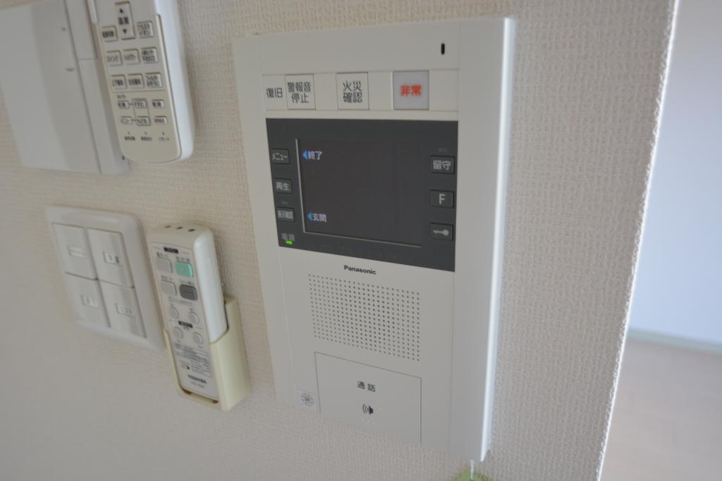 セキュリティ　カメラ付インターホン