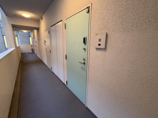 リベール名駅南の玄関写真