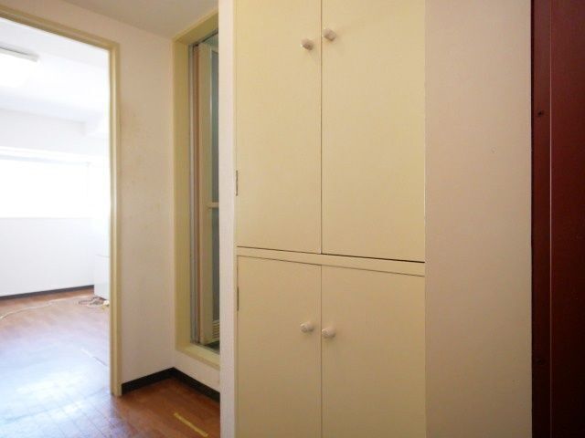 収納　※写真は別号室です。