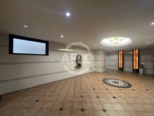 ロビー　Luxe淡路　ロビー