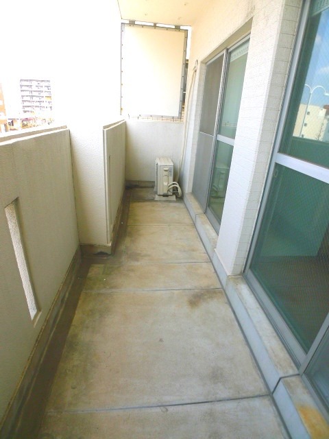 地下鉄鶴舞線 御器所駅 徒歩3分 3階建 築37年の内装写真