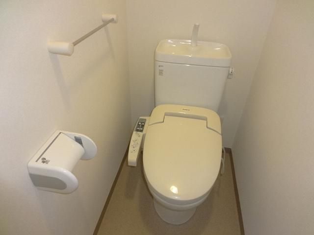 トイレ　☆洗浄機能付き便座☆