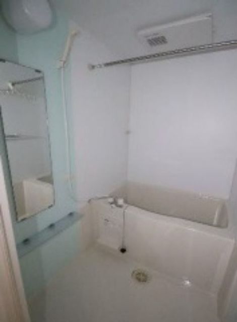 その他設備　浴室乾燥機付き