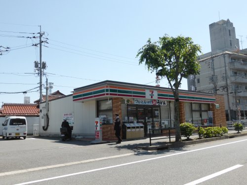コンビニ　セブンイレブン　白石店（コンビニ）まで1173m
